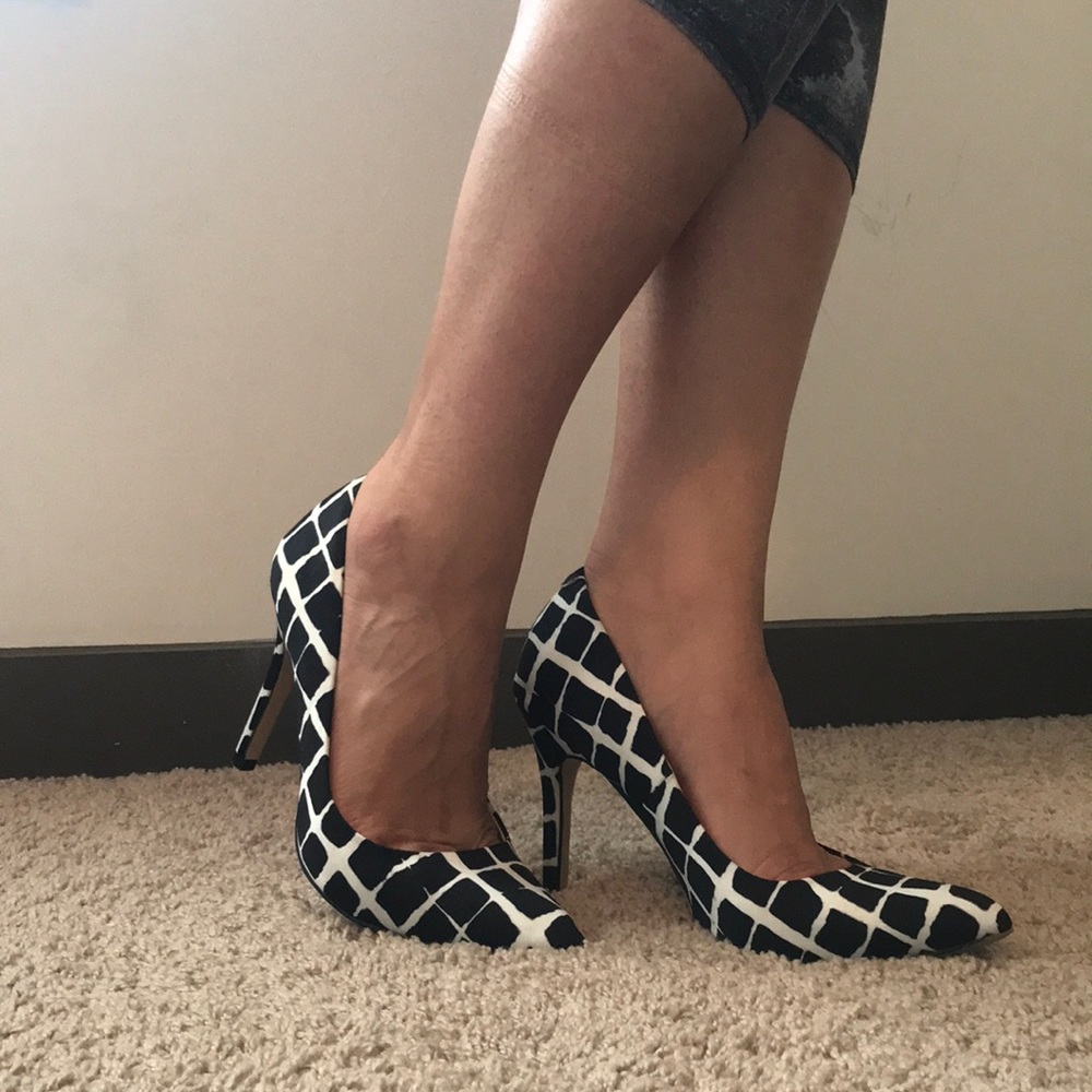 Adam Lippes - Picture 5 of 5